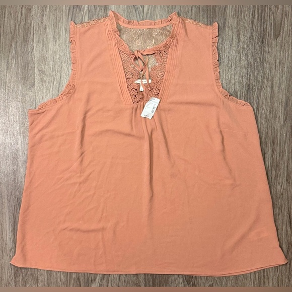 Maurices Tops - NWT Maurices Sleeveless Blouse with Lace Detail- Blush/Light Terracotta